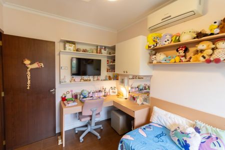 Casa à venda com 211m², 3 quartos e 3 vagasQuarto 2