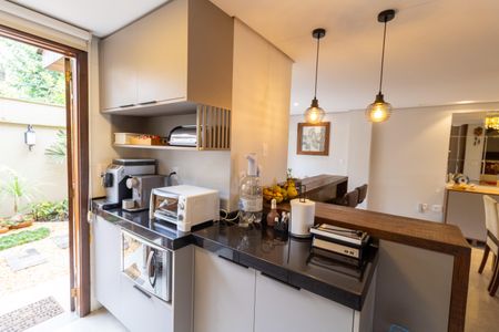 Casa à venda com 211m², 3 quartos e 3 vagasCozinha