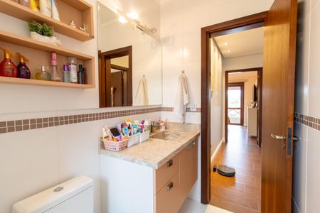 Casa à venda com 211m², 3 quartos e 3 vagasBanheiro