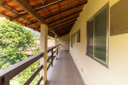 Casa à venda com 450m², 2 quartos e 3 vagasVaranda do Quarto 1