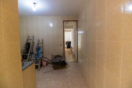 Casa à venda com 450m², 2 quartos e 3 vagasCozinha e Área de Serviço