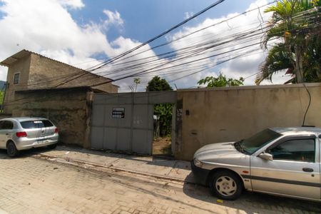 Casa à venda com 450m², 2 quartos e 3 vagasFachada