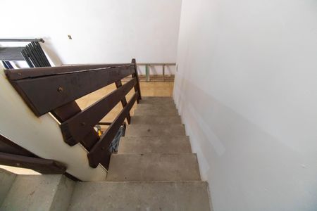 Escada  de casa à venda com 2 quartos, 450m² em Engenho do Mato, Niterói