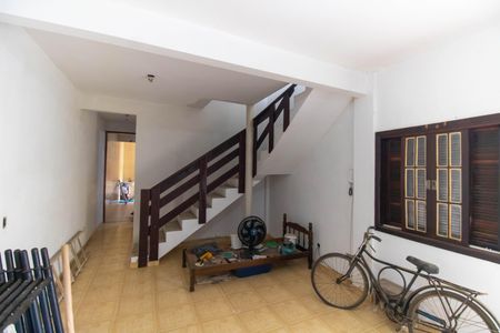 Sala de casa à venda com 2 quartos, 450m² em Engenho do Mato, Niterói