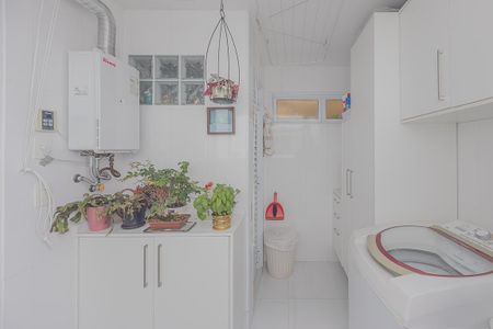 Apartamento à venda com 173m², 3 quartos e 1 vagaÁrea de Serviço