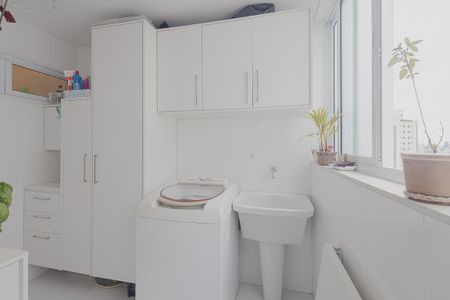 Apartamento à venda com 173m², 3 quartos e 1 vagaÁrea de Serviço