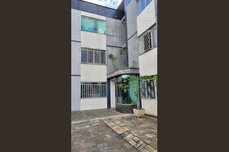 Apartamento à venda com 1500m², 3 quartos e 1 vagaÁrea externa