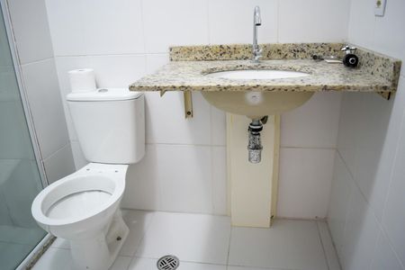 Apartamento para alugar com 68m², 2 quartos e 1 vagaBanheiro 