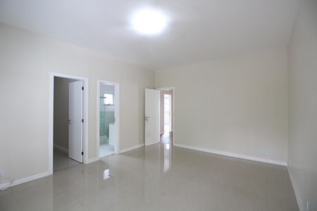 Casa à venda com 195m², 4 quartos e 1 vagaQuarto 4