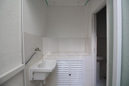 Casa à venda com 195m², 4 quartos e 1 vagaÁrea de Serviço