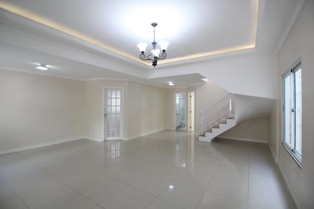 Sala de casa à venda com 4 quartos, 195m² em Anil, Rio de Janeiro