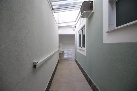 Casa à venda com 195m², 4 quartos e 1 vagaÁrea de Serviço