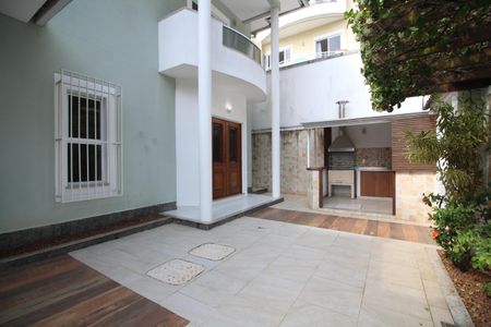 Casa à venda com 195m², 4 quartos e 1 vagaÁrea Externa