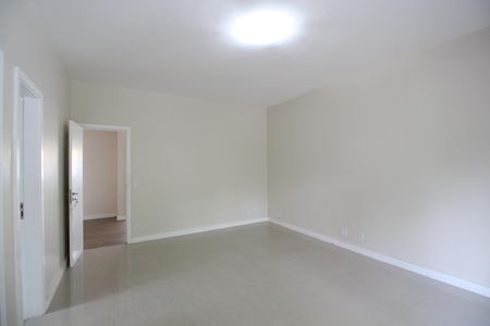 Casa à venda com 195m², 4 quartos e 1 vagaQuarto 4