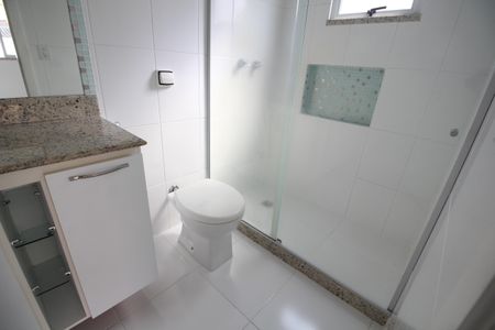 Casa à venda com 195m², 4 quartos e 1 vagaQuarto 2 - Suíte