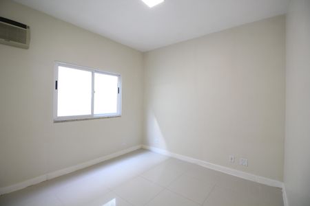 Casa à venda com 195m², 4 quartos e 1 vagaQuarto1