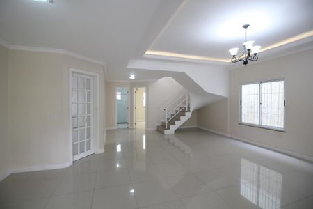 Sala de casa à venda com 4 quartos, 195m² em Anil, Rio de Janeiro