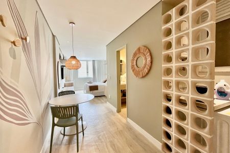 Sala  de apartamento à venda com 1 quarto, 30m² em Copacabana, Rio de Janeiro