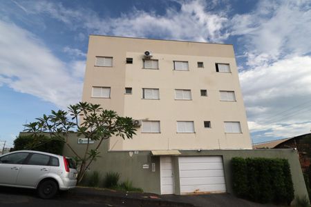 Apartamento para alugar com 56m², 2 quartos e 1 vagaFachada