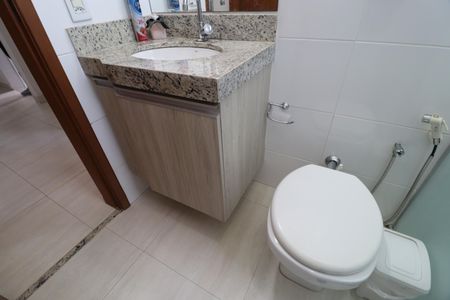 Apartamento para alugar com 56m², 2 quartos e 1 vagaBanheiro Social