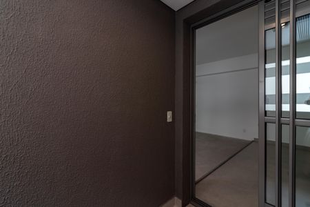 Apartamento à venda com 75m², 2 quartos e 1 vagaÁrea de Serviço