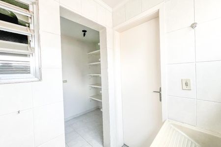 Apartamento à venda com 80m², 2 quartos e 1 vagaÁrea de Serviço