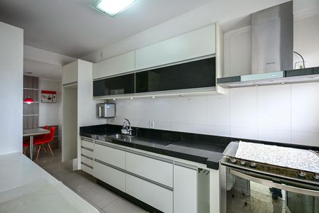 Apartamento à venda com 126m², 3 quartos e 2 vagasCozinha