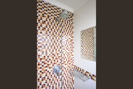 Apartamento à venda com 126m², 3 quartos e 2 vagasChuveiro da Suíte