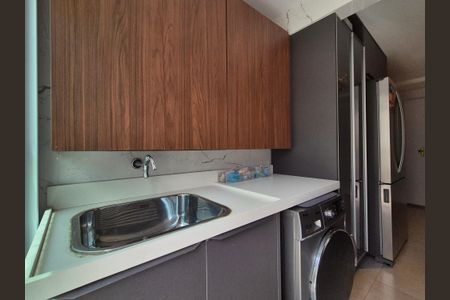 Apartamento à venda com 200m², 3 quartos e 2 vagasÁrea de Serviço 