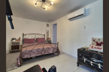 Apartamento à venda com 200m², 3 quartos e 2 vagasSuite 