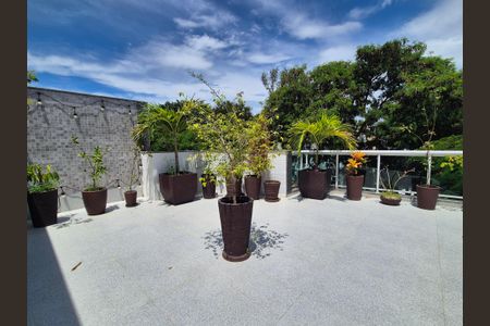 Apartamento à venda com 200m², 3 quartos e 2 vagasVaranda 