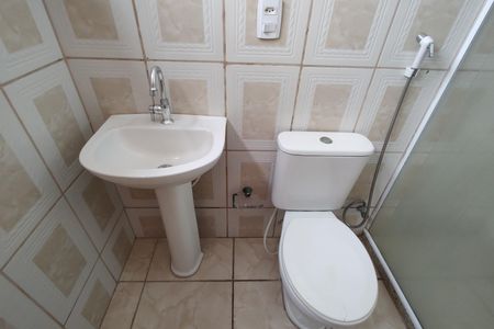 Casa de condomínio para alugar com 100m², 3 quartos e 1 vaga Casa de condomínio para alugar com 100m², 3 quartos e 1 vagaBanheiro Social