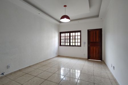 Casa de condomínio para alugar com 100m², 3 quartos e 1 vaga Casa de condomínio para alugar com 100m², 3 quartos e 1 vagaSala