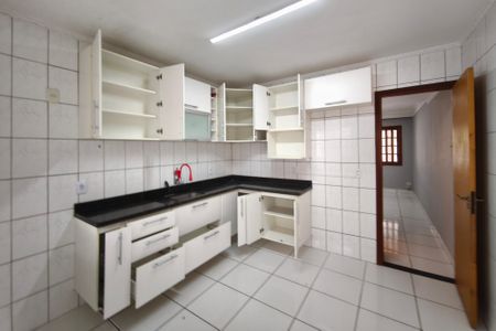 Casa de condomínio à venda com 72m², 2 quartos e 2 vagasCozinha