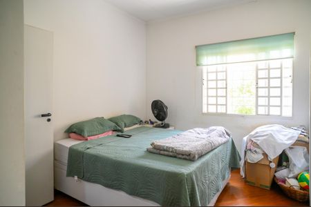 Casa à venda com 138m², 2 quartos e 4 vagasQuarto 2 - Suite