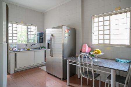 Casa à venda com 138m², 2 quartos e 4 vagasCozinha