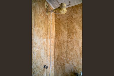 Casa à venda com 138m², 2 quartos e 4 vagasBanheiro Área da Piscina