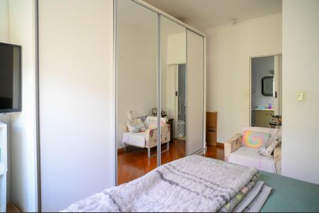 Casa à venda com 138m², 2 quartos e 4 vagasQuarto 2 - Suite