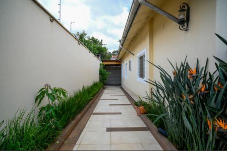 Casa à venda com 138m², 2 quartos e 4 vagasCorredor Externo