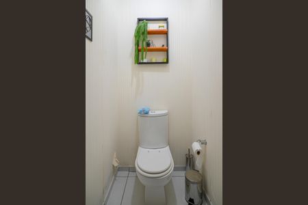 Casa à venda com 138m², 2 quartos e 4 vagasLavabo