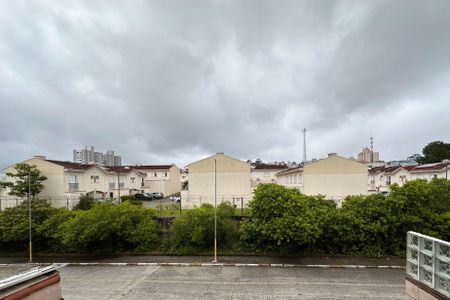 Vista da suíte  de casa de condomínio para alugar com 2 quartos, 200m² em Chácara Europa, São Bernardo do Campo