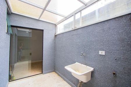 Apartamento para alugar com 50m², 2 quartos e 1 vaga Apartamento para alugar com 50m², 2 quartos e 1 vagaÁrea de serviço