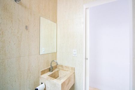 Apartamento para alugar com 50m², 2 quartos e 1 vaga Apartamento para alugar com 50m², 2 quartos e 1 vagaBanheiro social