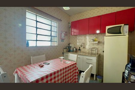 Casa à venda com 93m², 2 quartos e 1 vaga Casa à venda com 93m², 2 quartos e 1 vagaCozinha