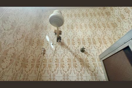 Casa à venda com 93m², 2 quartos e 1 vaga Casa à venda com 93m², 2 quartos e 1 vagaBanheiro