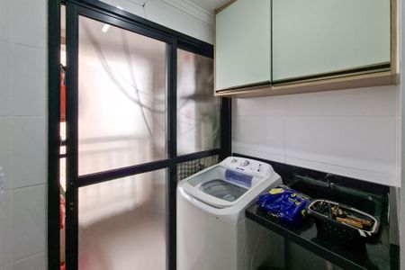 Apartamento para alugar com 76m², 2 quartos e 1 vaga