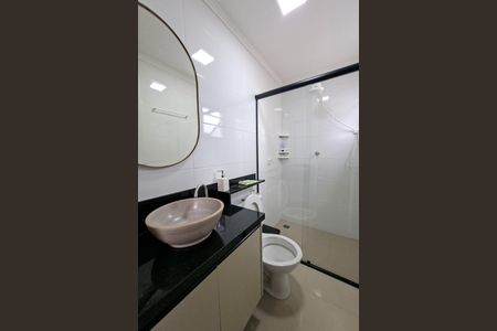 Apartamento para alugar com 76m², 2 quartos e 1 vaga Apartamento para alugar com 76m², 2 quartos e 1 vagaBanheiro da suite 2