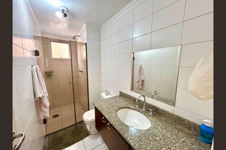 Apartamento para alugar com 260m², 4 quartos e 3 vagasBanheiro 1