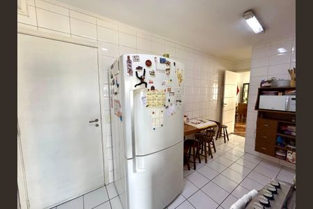 Apartamento para alugar com 260m², 4 quartos e 3 vagasCozinha 