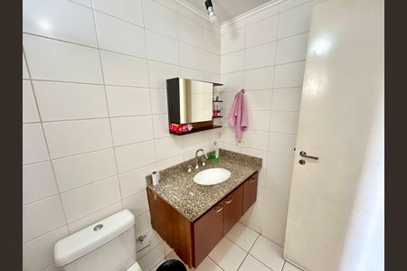 Apartamento para alugar com 260m², 4 quartos e 3 vagasBanheiro da Suíte 1